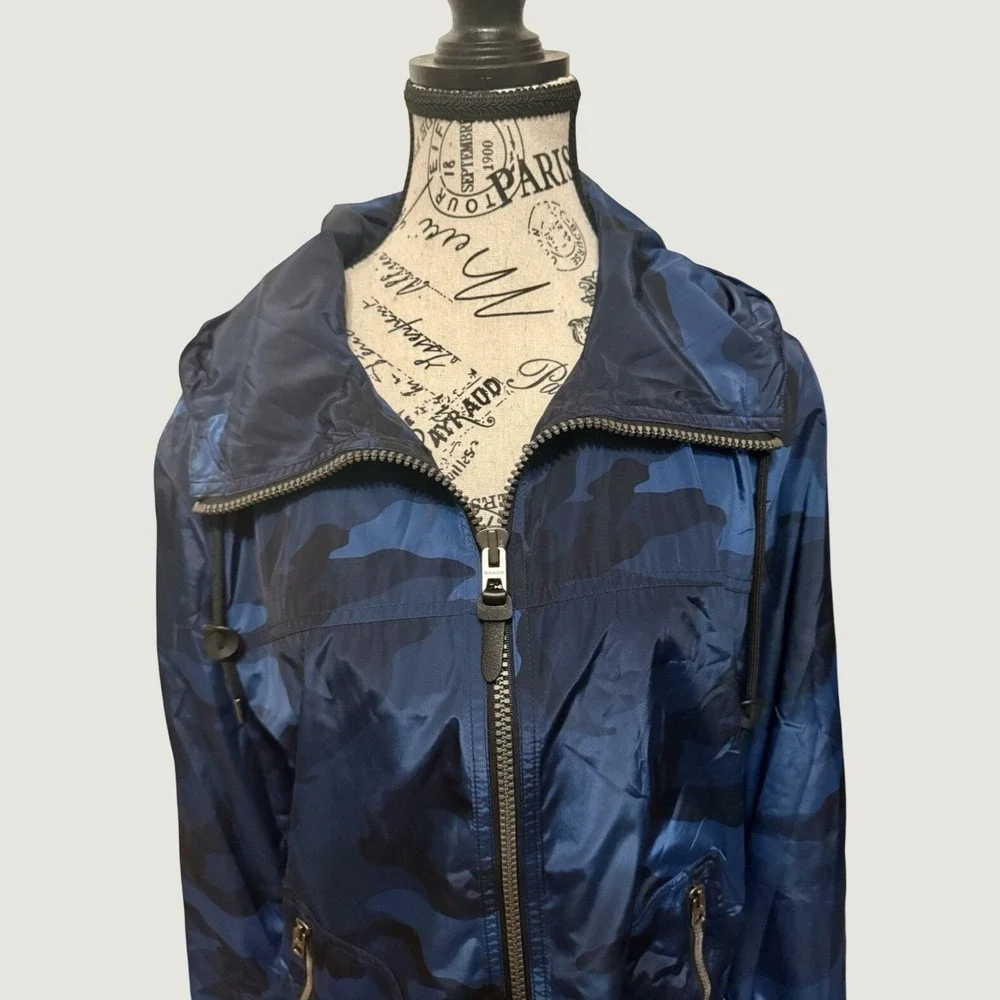 COACH Men's Nylon Trainer Hooded Windbreaker Jacket Blue Camo Outdoor SZ Small - Picture 5 of 14